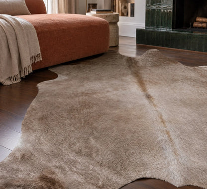 Peau de vache Gris taupe, détail de la matière